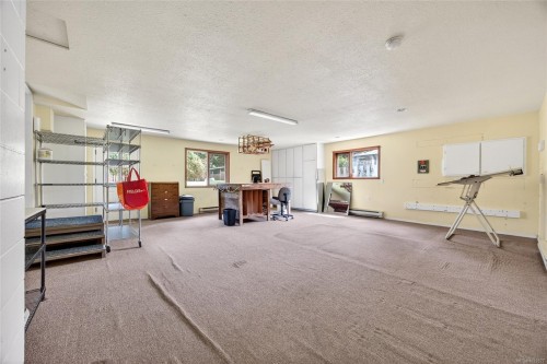 140 Quarry Dr, Salt Spring, BC 
