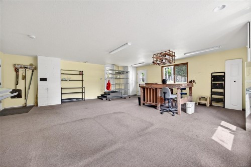 140 Quarry Dr, Salt Spring, BC 