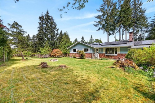 140 Quarry Dr, Salt Spring, BC 