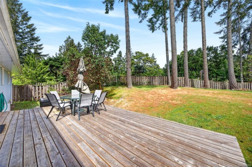 140 Quarry Dr, Salt Spring, BC 