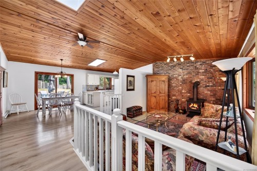 140 Quarry Dr, Salt Spring, BC 