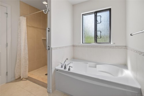 3643 Island Hwy South, Campbell River, BC 