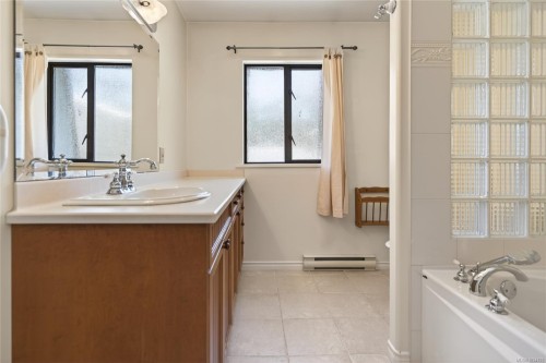 3643 Island Hwy South, Campbell River, BC 