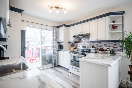 Cuisine - 31 Rue Quintal, Saint-Liboire, QC - Indoor Photo Showing Kitchen