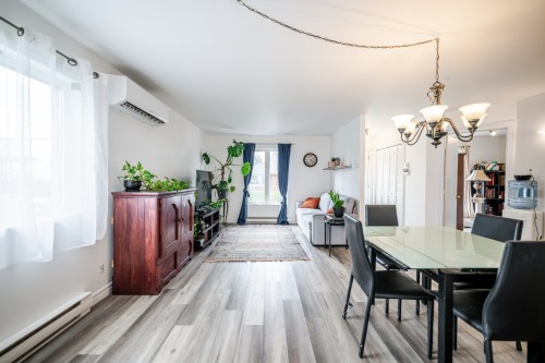 Salle à manger - 31 Rue Quintal, Saint-Liboire, QC - Indoor Photo Showing Dining Room
