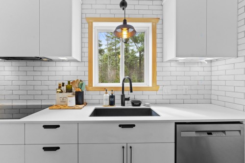 Cuisine - 875 Rue St-Vincent, Saint-Jérôme, QC - Indoor Photo Showing Kitchen