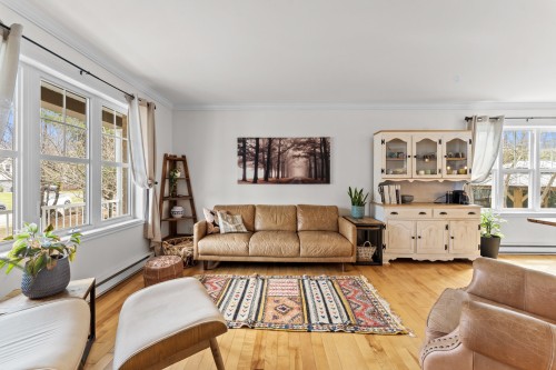 Salon - 875 Rue St-Vincent, Saint-Jérôme, QC - Indoor Photo Showing Living Room