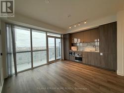 1206 - 8 INTERCHANGE WAY Vaughan, ON L4K 0R2