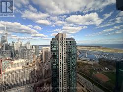 LPH03 - 219 FORT YORK BOULEVARD Toronto, ON M5V 1B1