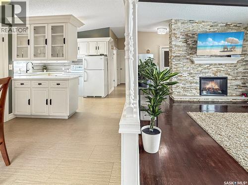 270 2Nd Avenue Se, Swift Current, SK - Indoor With Fireplace