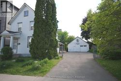 345 TWEEDSMUIR AVENUE  Ottawa, ON K1Z 5N3