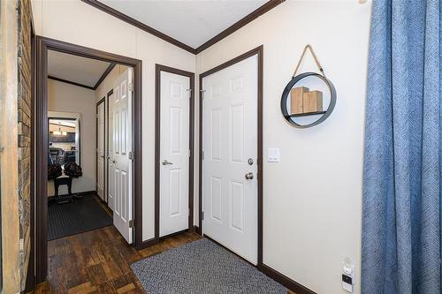 87 Springwood Drive, Winnipeg, MB - Indoor Photo Showing Other Room