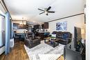87 Springwood Drive, Winnipeg, MB  - Indoor Photo Showing Living Room 