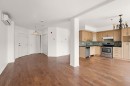 Living Room - 606-2250 Rue Ward, Montréal (Saint-Laurent), QC  - Indoor Photo Showing Kitchen 