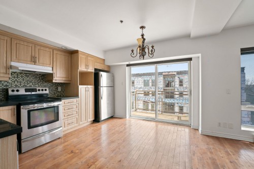 Dining Room - 606-2250 Rue Ward, Montréal (Saint-Laurent), QC - Indoor Photo Showing Kitchen