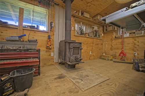 378 Rainbow Rd, Salt Spring, BC 