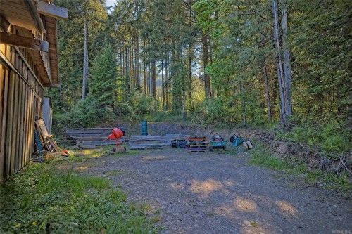 378 Rainbow Rd, Salt Spring, BC 