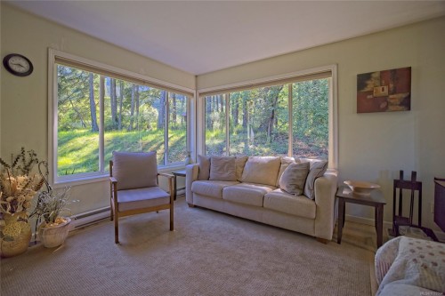 378 Rainbow Rd, Salt Spring, BC 