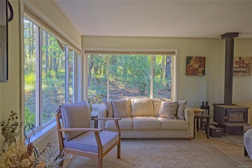 378 Rainbow Rd, Salt Spring, BC 
