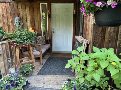 378 Rainbow Rd, Salt Spring, BC 