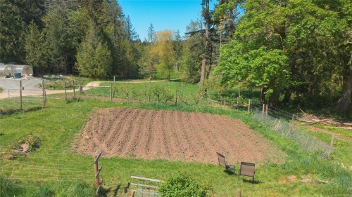 378 Rainbow Rd, Salt Spring, BC 