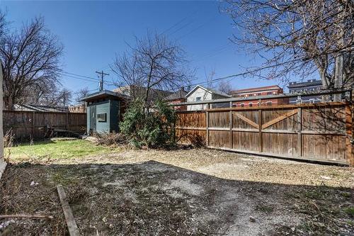 490 Spence St, Winnipeg, MB 
