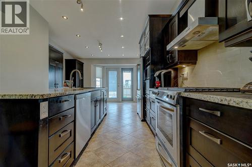 6343 Hird Crescent, Regina, SK - Indoor Photo Showing Kitchen With Upgraded Kitchen