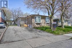 40 REIGATE AVENUE Brampton, ON L6V 2E3