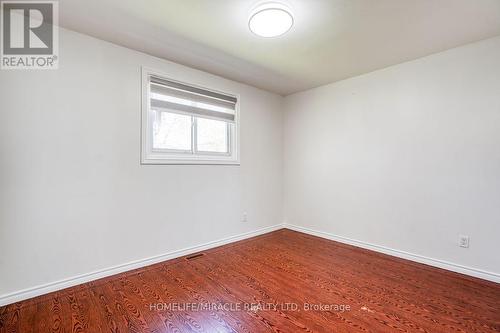 40 Reigate Avenue, Brampton, ON - Indoor Photo Showing Other Room