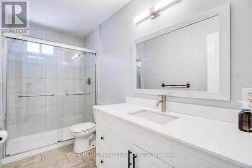 40 Reigate Avenue, Brampton, ON - Indoor Photo Showing Bathroom