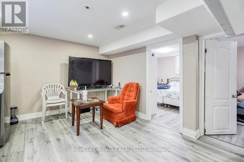 40 Reigate Avenue, Brampton, ON - Indoor