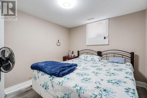 40 Reigate Avenue, Brampton, ON - Indoor Photo Showing Bedroom
