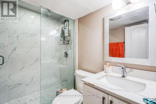40 Reigate Avenue, Brampton, ON - Indoor Photo Showing Bathroom