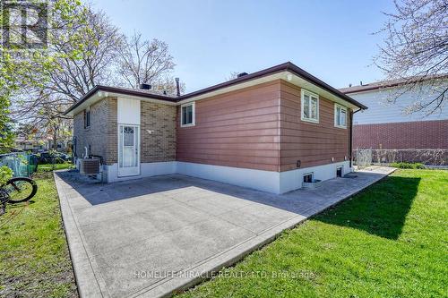40 Reigate Avenue, Brampton, ON - Outdoor With Exterior