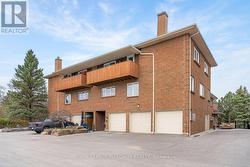 8 - 108 STRATAS COURT  Ottawa, ON K2L 3K4