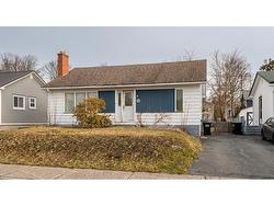 16 Bristol Street  St. John's, NL A1A 2E6