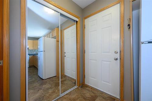 5-1010 Wilkes Ave, Winnipeg, MB 