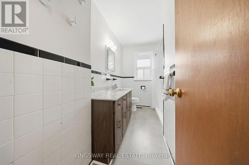 163 Floradale Drive, Mississauga, ON - Indoor Photo Showing Other Room