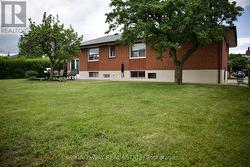 163 FLORADALE DRIVE  Mississauga, ON L5B 1G2