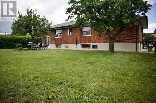 Location!!   102' at back -- pie-shaped lot - 163 Floradale Drive, Mississauga, ON 