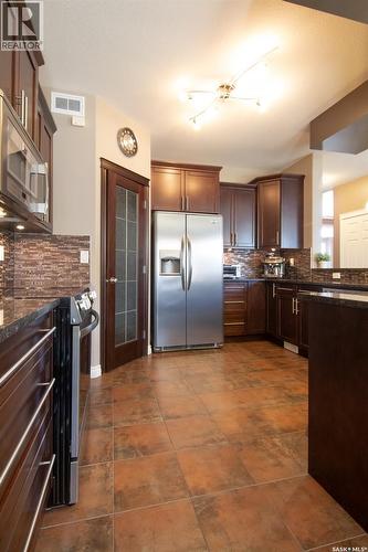 159 Masuda Terrace, Saskatoon, SK - Indoor Photo Showing Kitchen With Stainless Steel Kitchen With Upgraded Kitchen