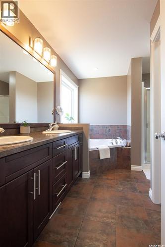 159 Masuda Terrace, Saskatoon, SK - Indoor Photo Showing Bathroom