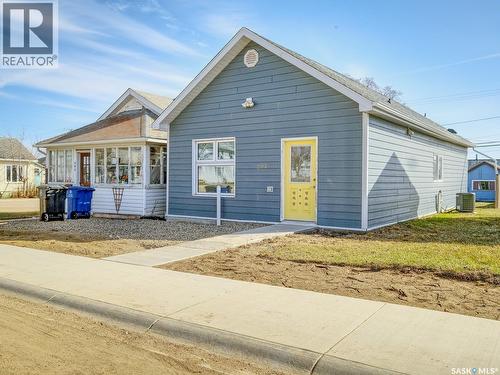 204 2nd AVENUE W  Biggar, SK S0K 0M0