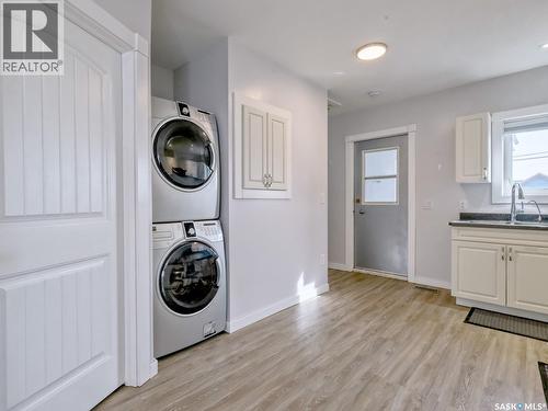 204 2Nd Avenue W, Biggar, SK - Indoor Photo Showing Laundry Room