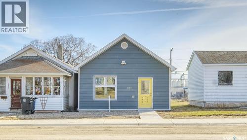 204 2Nd Avenue W, Biggar, SK - Outdoor