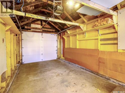 204 2Nd Avenue W, Biggar, SK - Indoor Photo Showing Garage