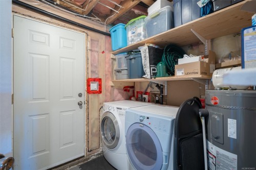 502 Davis Rd, Ladysmith, BC 
