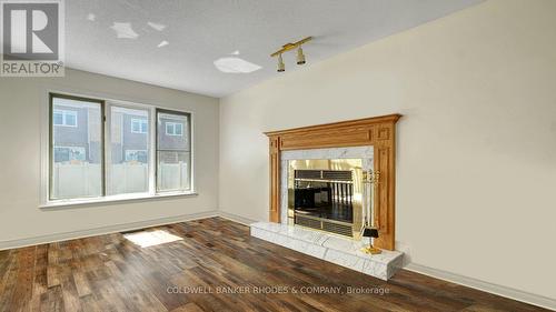 1626 Blohm Drive, Ottawa, ON - Indoor With Fireplace