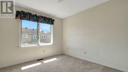 1626 Blohm Drive, Ottawa, ON - Indoor Photo Showing Other Room