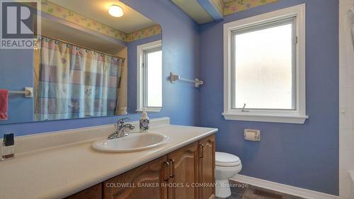 1626 Blohm Drive, Ottawa, ON - Indoor Photo Showing Bathroom
